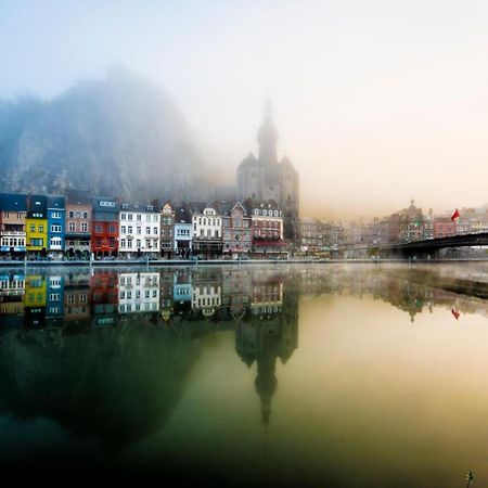 Les Voisins De Mr Sax Hotel Dinant Exterior photo