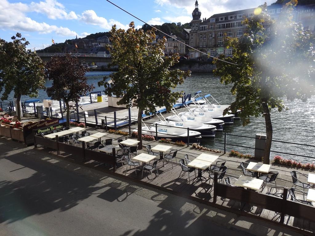 Les Voisins De Mr Sax Hotel Dinant Exterior photo