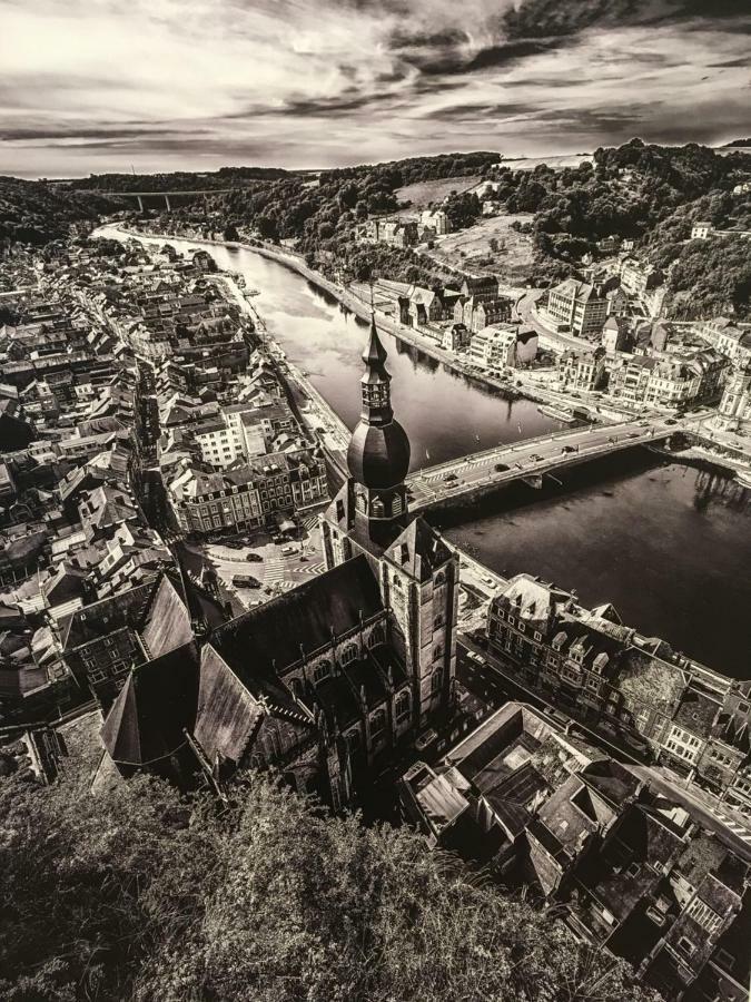 Les Voisins De Mr Sax Hotel Dinant Exterior photo